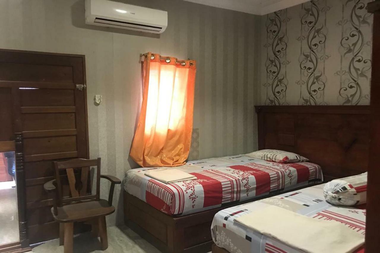 Oyo 1752 Hotel Wisata Kisaran Экстерьер фото