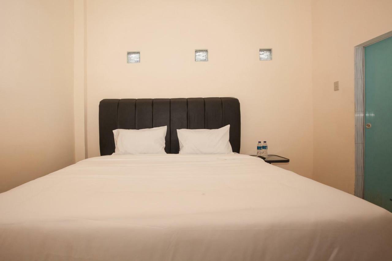 Oyo 1752 Hotel Wisata Kisaran Экстерьер фото
